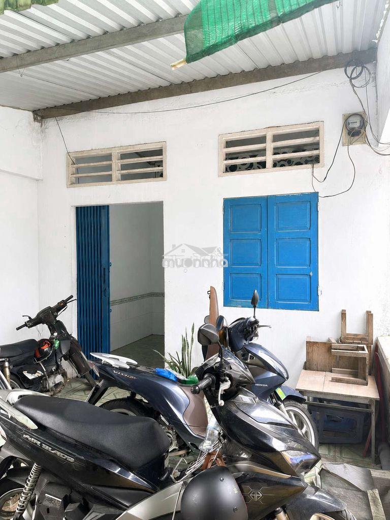 Chuyển chỗ ở cần bán nhà đang ở 41m2 full thổ  giá 750tr