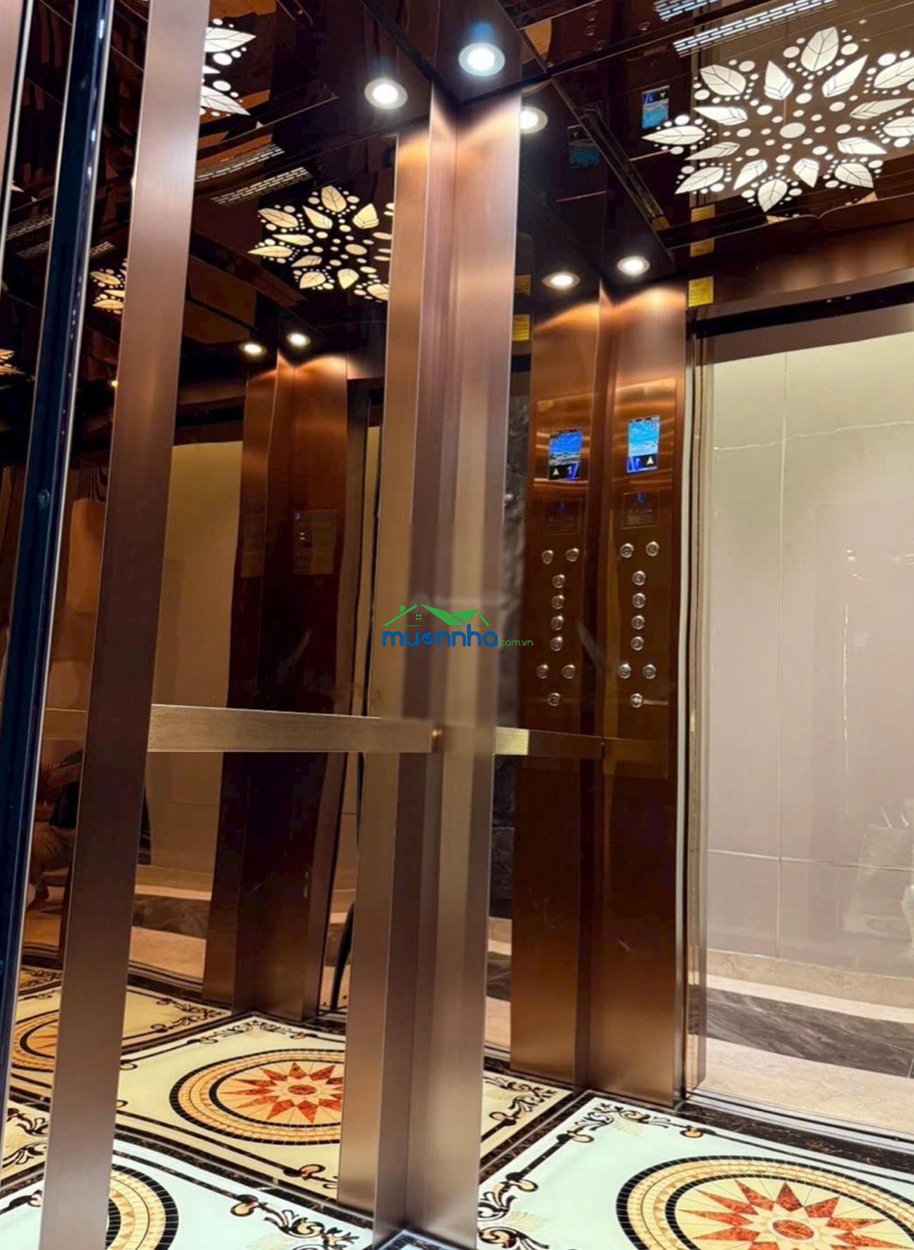 Gấp bán, định cư. 19 tỷ giảm về 18,5 tỷ. hxh huỳnh văn bánh. oto ngủ trong nhà - 2
