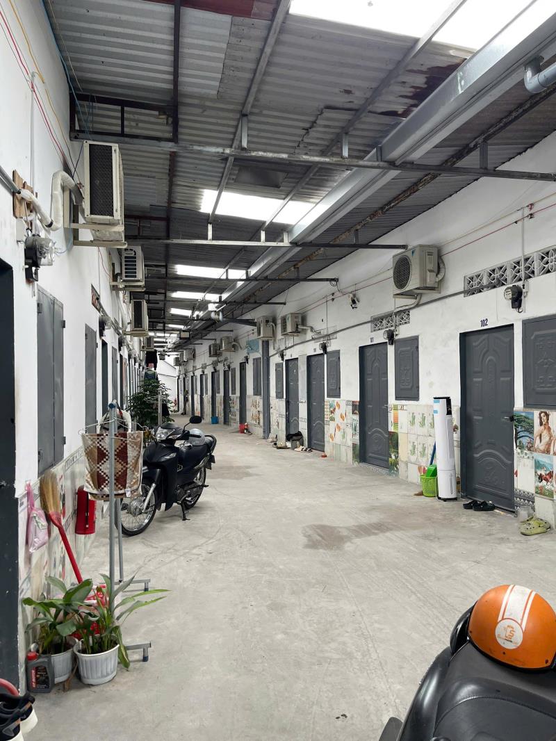 Phòng trọ gác lửng, giờ giấc tự do, máy lạnh, cách kcn tân đông hiệp 5 phút - 4
