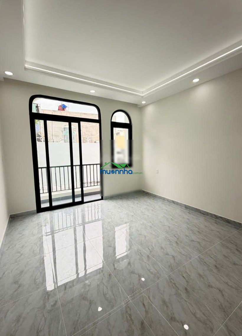 Ô tô đậu cửa lạc long quân, quận 11, gần công viên đầm sen - 2