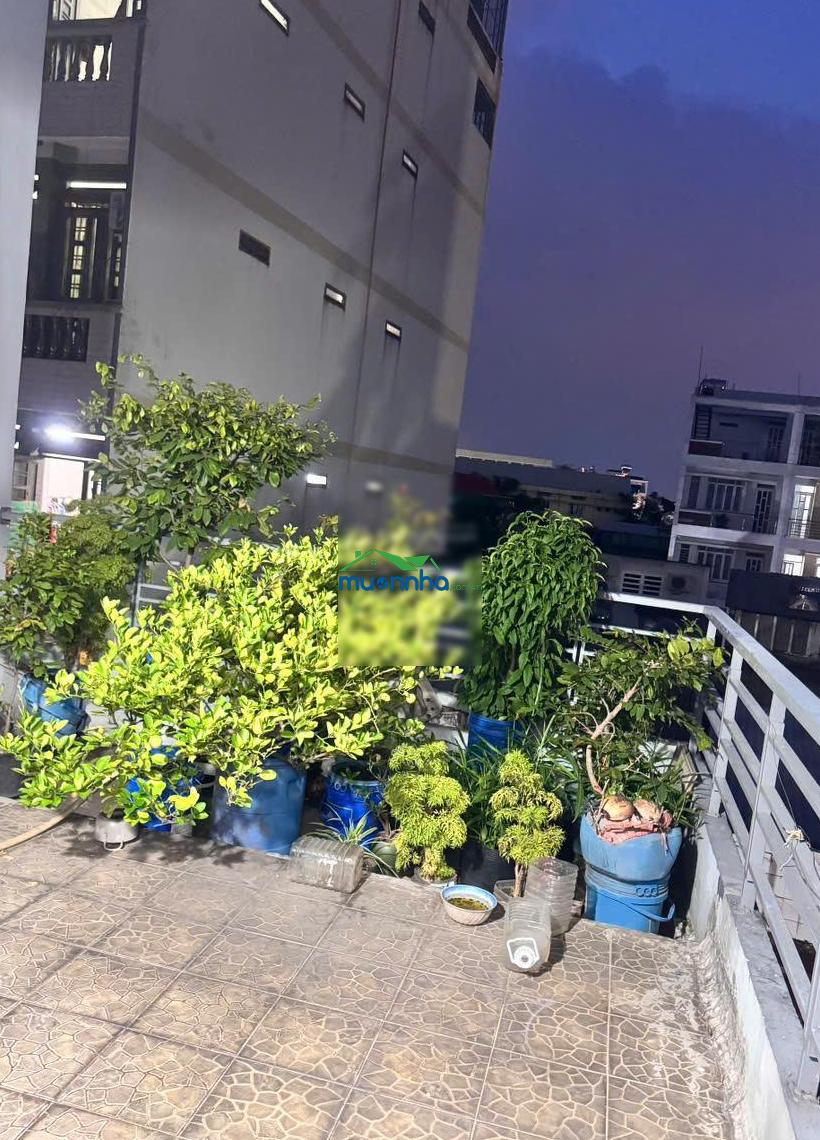 Bán nhà 3 tầng, 52m2, ô tô tận cửa - sát chợ gò xoài - chỉ hơn 5 tỷ - 2