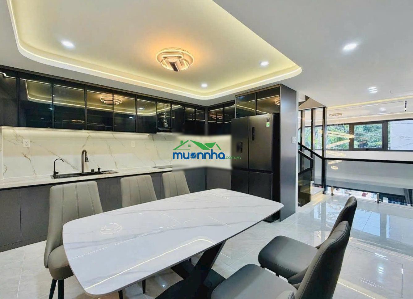 Nhà xây mới 5 tầng full nội thất - ngang rộng gần 5m - hẻm nhựa 5m xe hơi đậu trong nhà - chỉ hơn 7