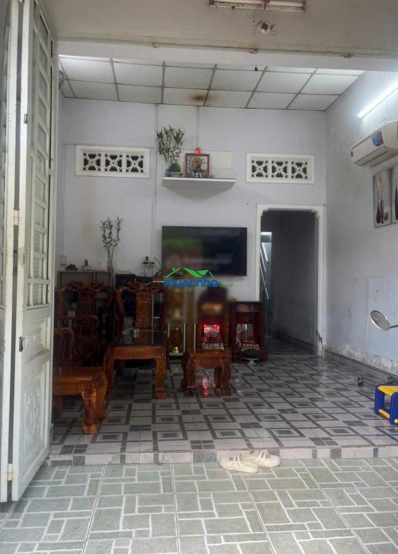Nhà đẹp sát vách đường trung đông 7 shr, giá 2.7 tỷ - 3