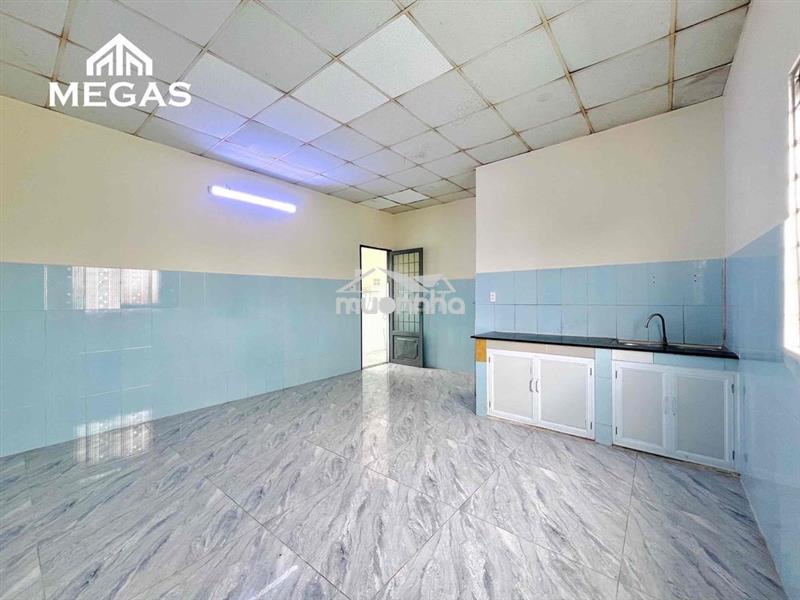 Cho thuê phòng full nội thất cơ bản, rộng rãi, cửa sổ - bình trị đông