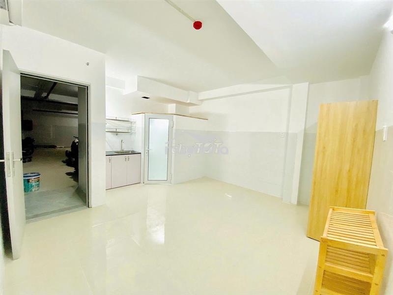 Cho thuê phòng chdv liên khu 4-5 - có máy lạnh - giá 28tr/tháng