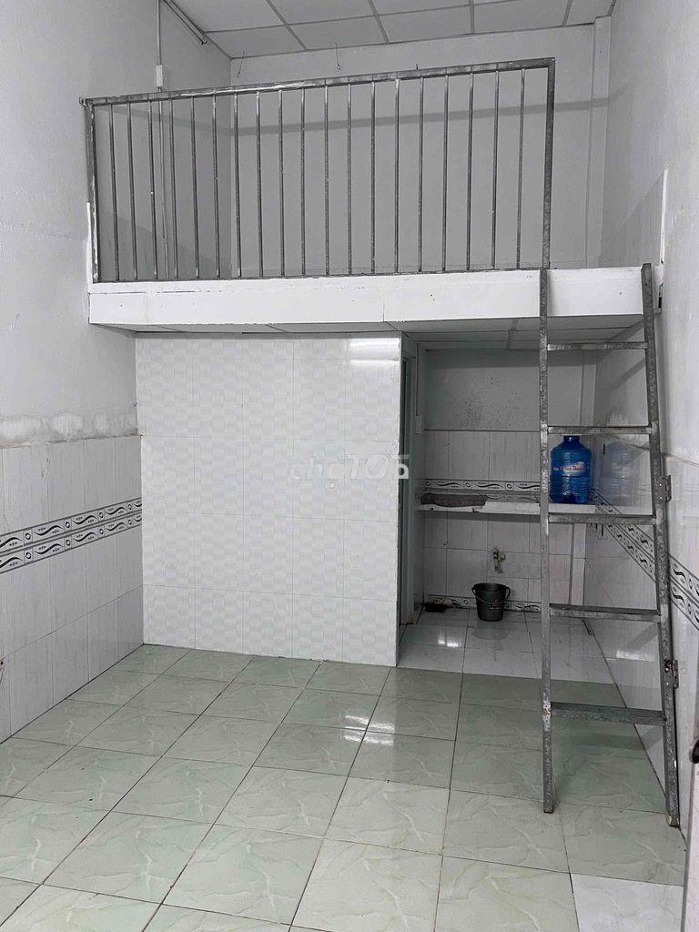 Bán dãy nhà trọ 7.13m x18m. thổ cư 110m2 . tỉnh lộ 10. thu nhập 15 tr - 2