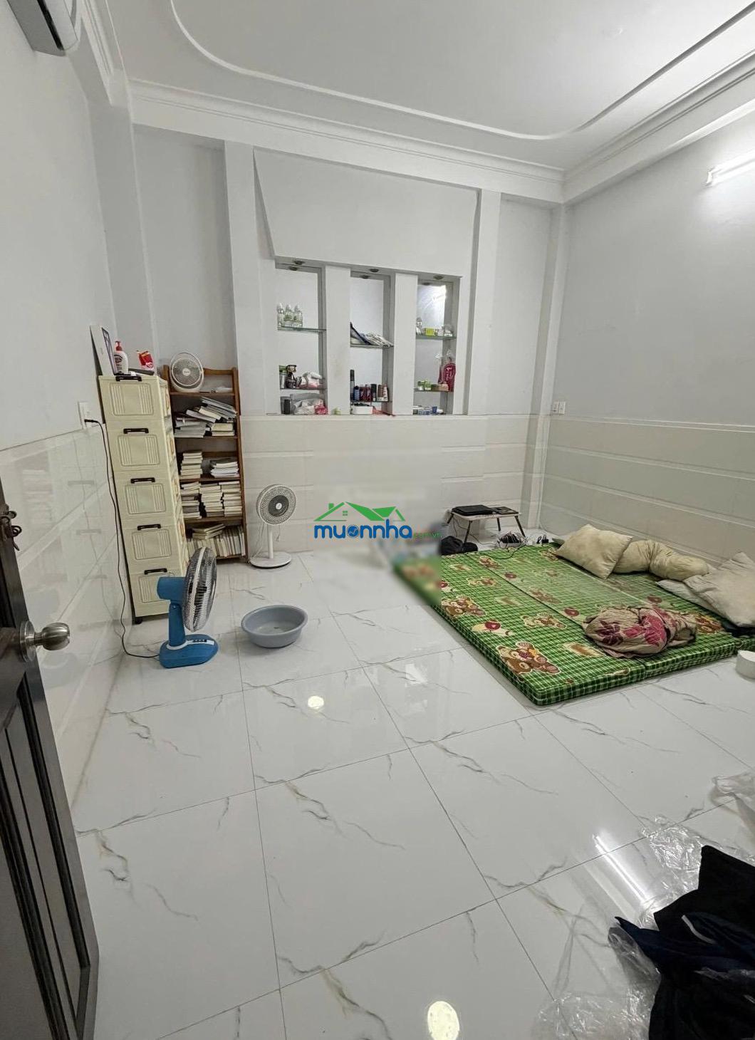 Hẻm thông 6m đ. phú thọ hoà - sổ vuông 4x20 - 3 tầng - chủ gấp bán đi định cư - chính chủ
