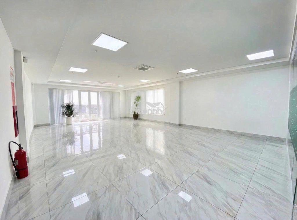Siêu phẩm nhà ốp kính - 153d nguyễn thái bình p.12 q.tb-dtsd 400m sàn - 2