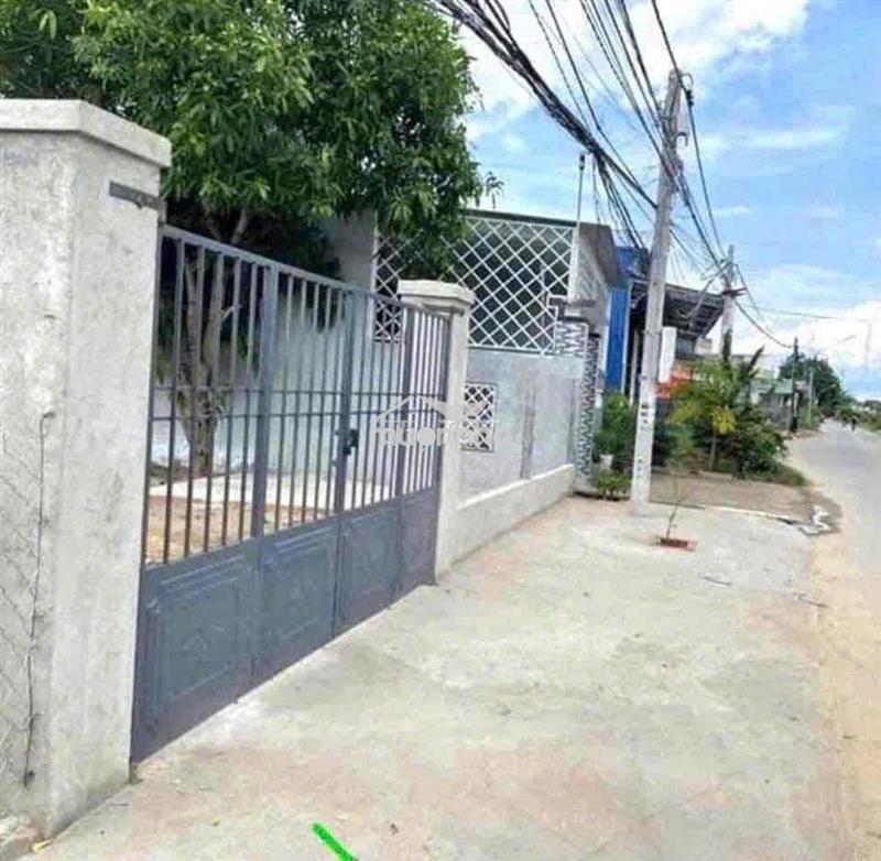 Kẹt tiền bán gấp