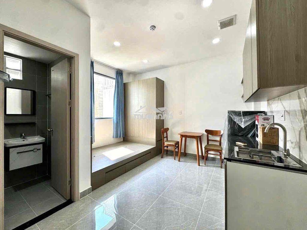 Studio cửa sổ trời gần parc mall có thang máy full nội thất - 3