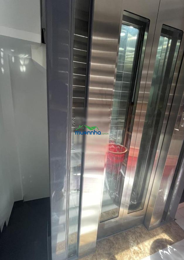Giảm chào 300 triệu thanh khoản chỉ 8 tỷ. hẻm 2 xe hơi tránh nhau trần văn khánh, p. tân thuận đông