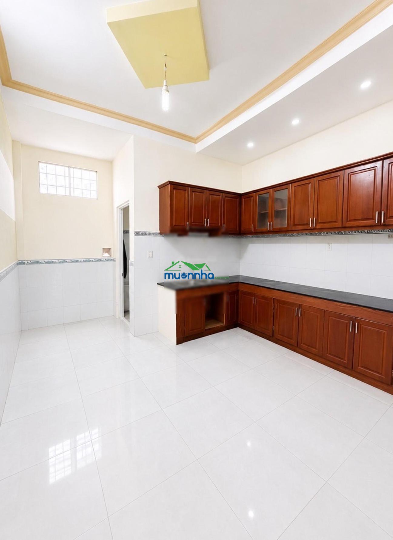 Bán gấp nhà dt rộng hxh sát mặt tiền đường nguyễn hữu tiến 72m nở hậu tài lộc,giá chỉ 5.9 tỷ còn tl - 4