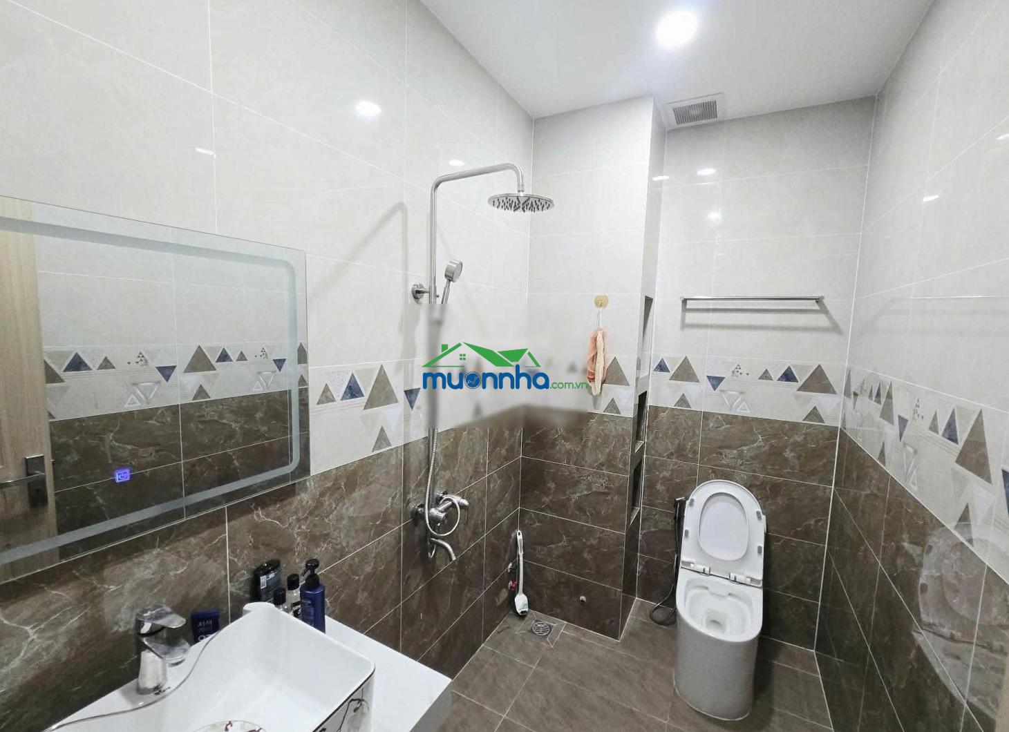 Nhà đẹp 4 tầng hiệp phú gần vincom q9 xe hơi đỗ cửa full nội thất cao cấp. chỉ 9.5 tỷ - 3
