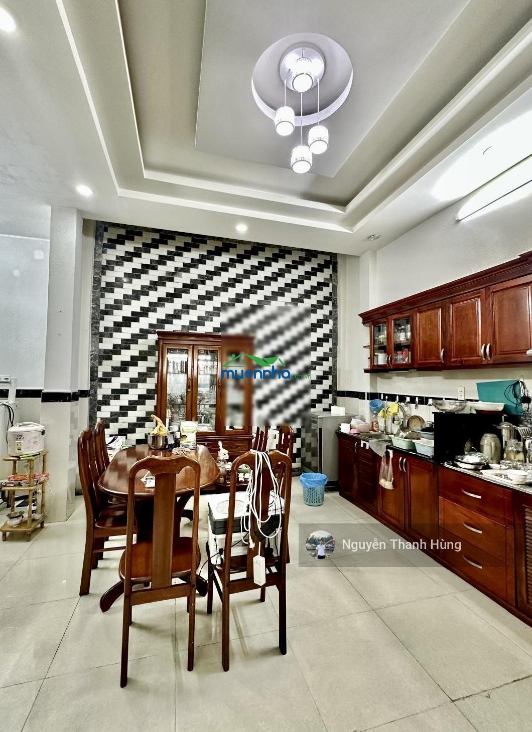 Bán nhà 3 tầng đúc hẻm xe hơi tránh khu dân trí cao quận 12 giá rẻ 7 tỷ diện tích 110m2 (4,5x18) - 2