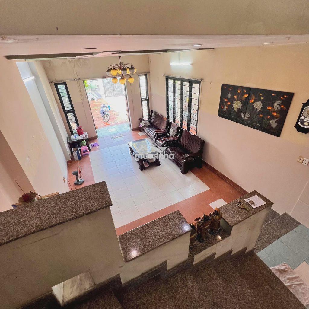 Cho thuê nhà vila sân vườn (trước /sau) - 4