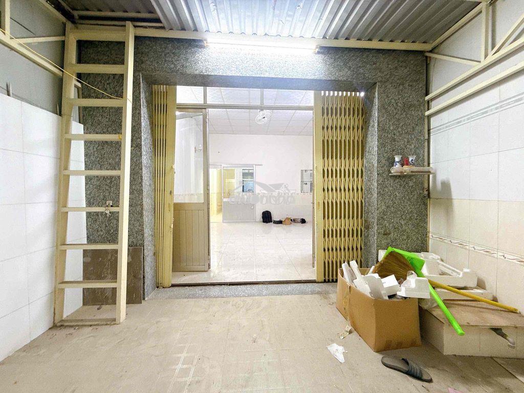 Nhà nguyên căn đường vườn lài 4x20m, cấp 4 gác lửng 2pn mới - 2