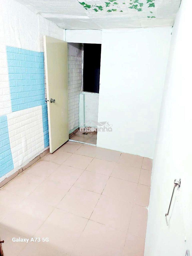 Cho thuê phòng q10.ban công máy lạnh 2tr1 - 2