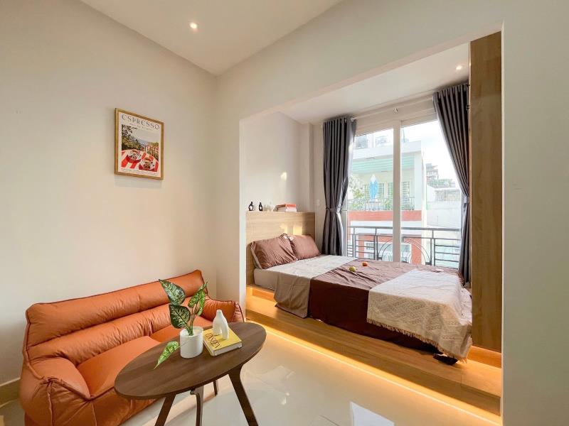 Căn hộ ban công_xa bếp_ngay khu phan xích long gần cầu bông cầu kiệu_bờ kè trường sa