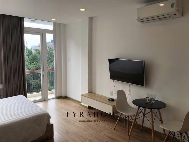 Studio ban công thang máy, mgr gần phố nhật phạm viết chánh, cầu ba son, công trường mê linh quận 1 - 4