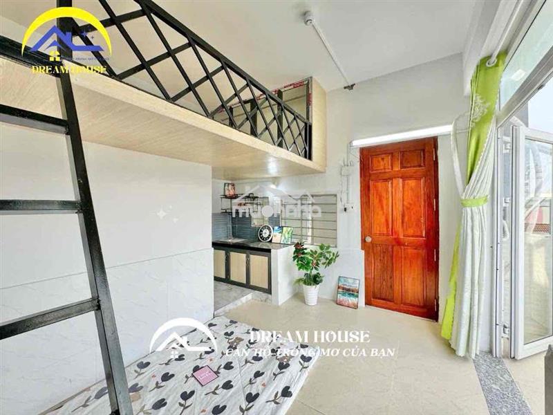 Bancol gác cao thoáng mát ngay gò xoài giá rẻ có thang máy
