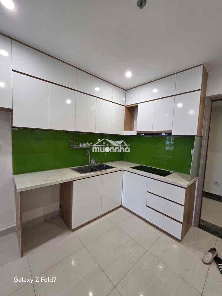 Cho thuê căn 2pn nội thất cơ bản view đẹp  vinhomes grand park q9