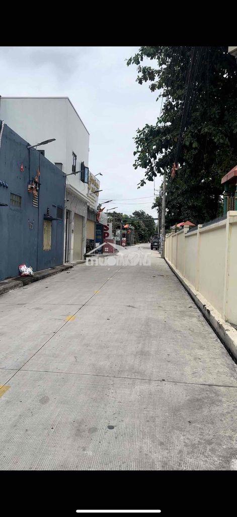 Đất thổ cư sổ hồng sẵn, vị trí trung tầm phường