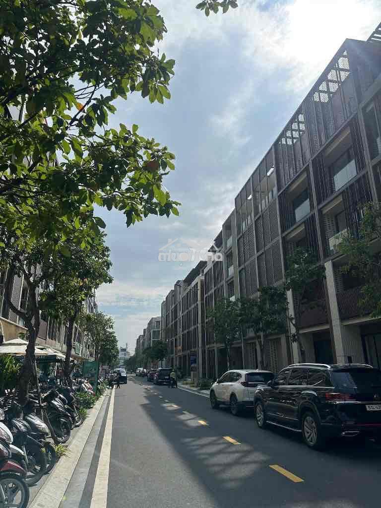 Bán căn nhà phố 1 trệt 4 lầu, giá 34ty, the global city, 95m2, shr - 2