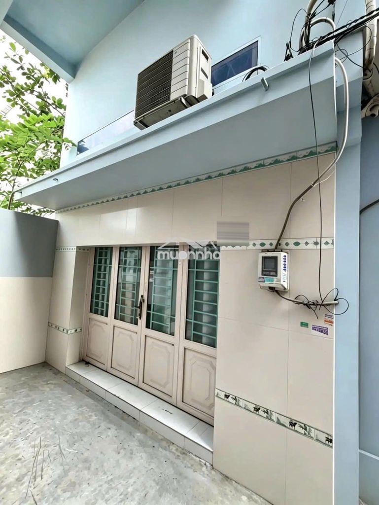 Nhà khu tân tạo ngay vòng xoay bình tân