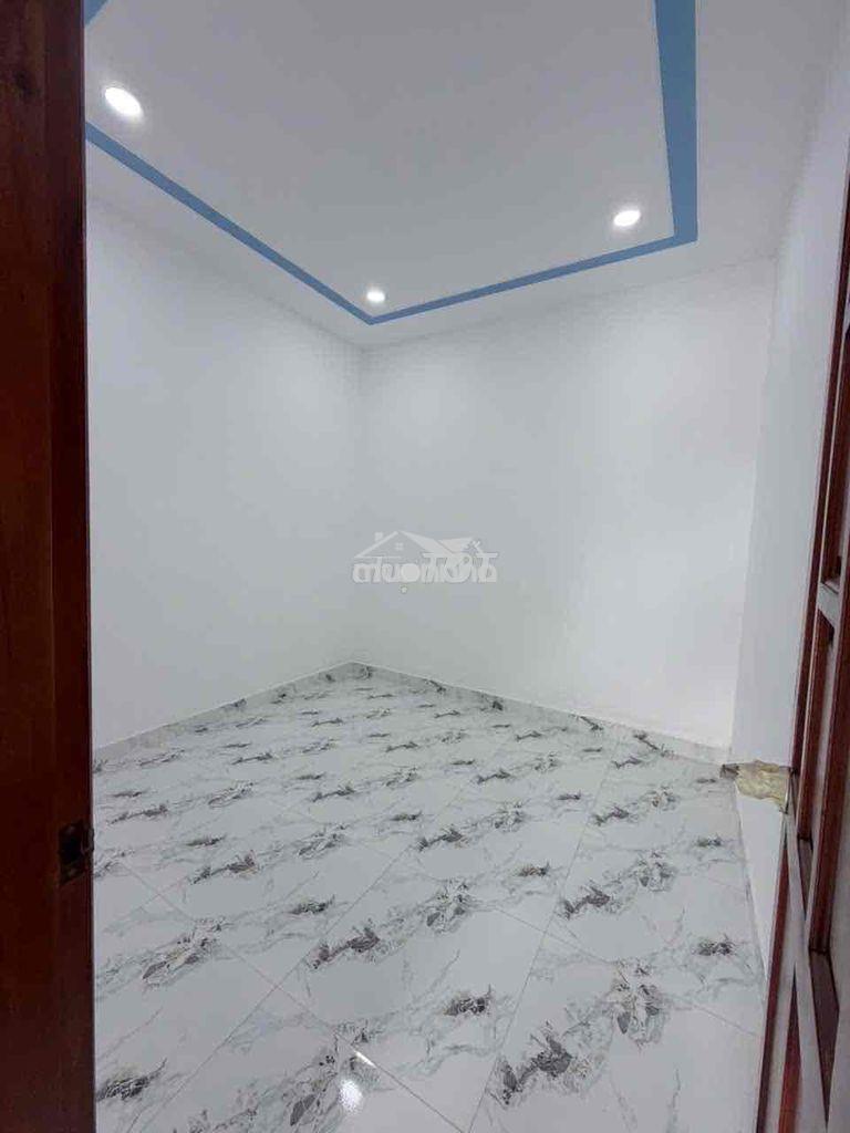 Nhà shr hóc ngay chợ - 3