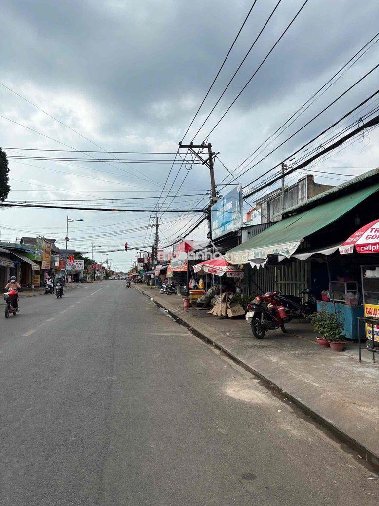 Cần bán đất ngay ngã ba tân phong long khánh
