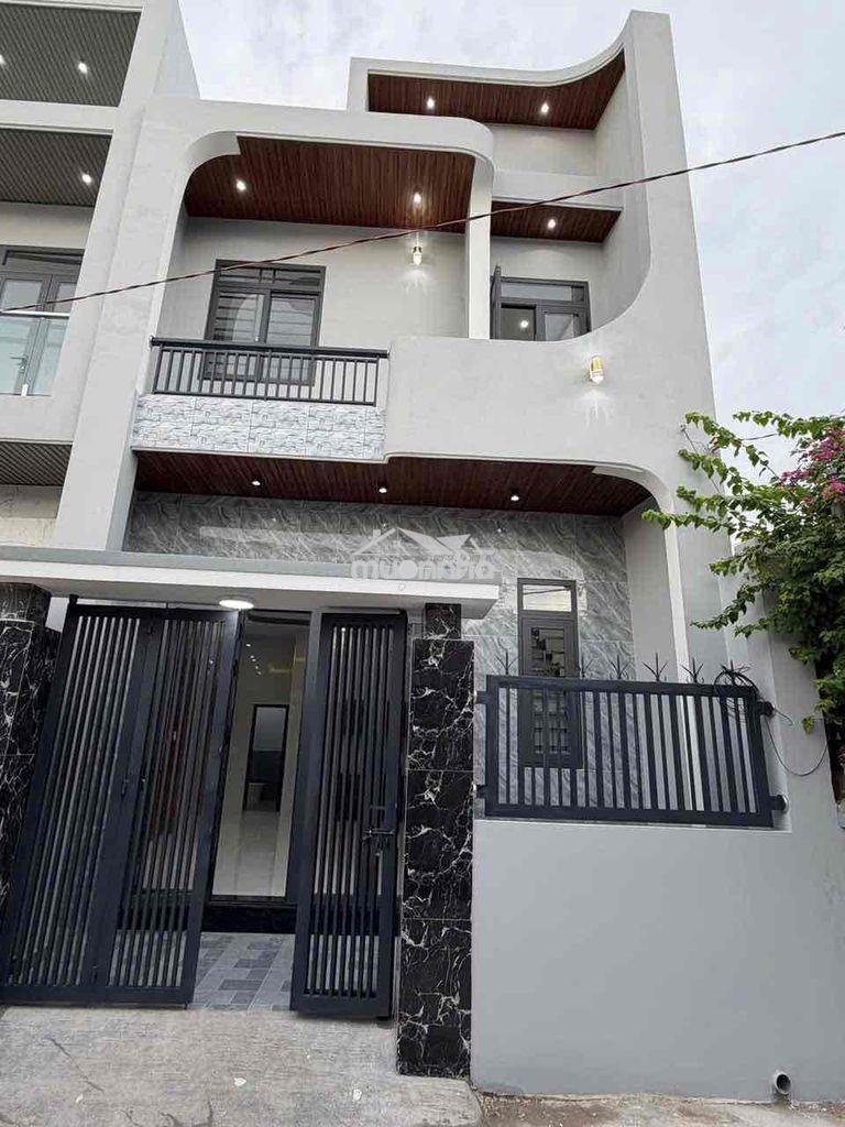 Bán nhà lầu p.bửu hoà đường ô tô - 2