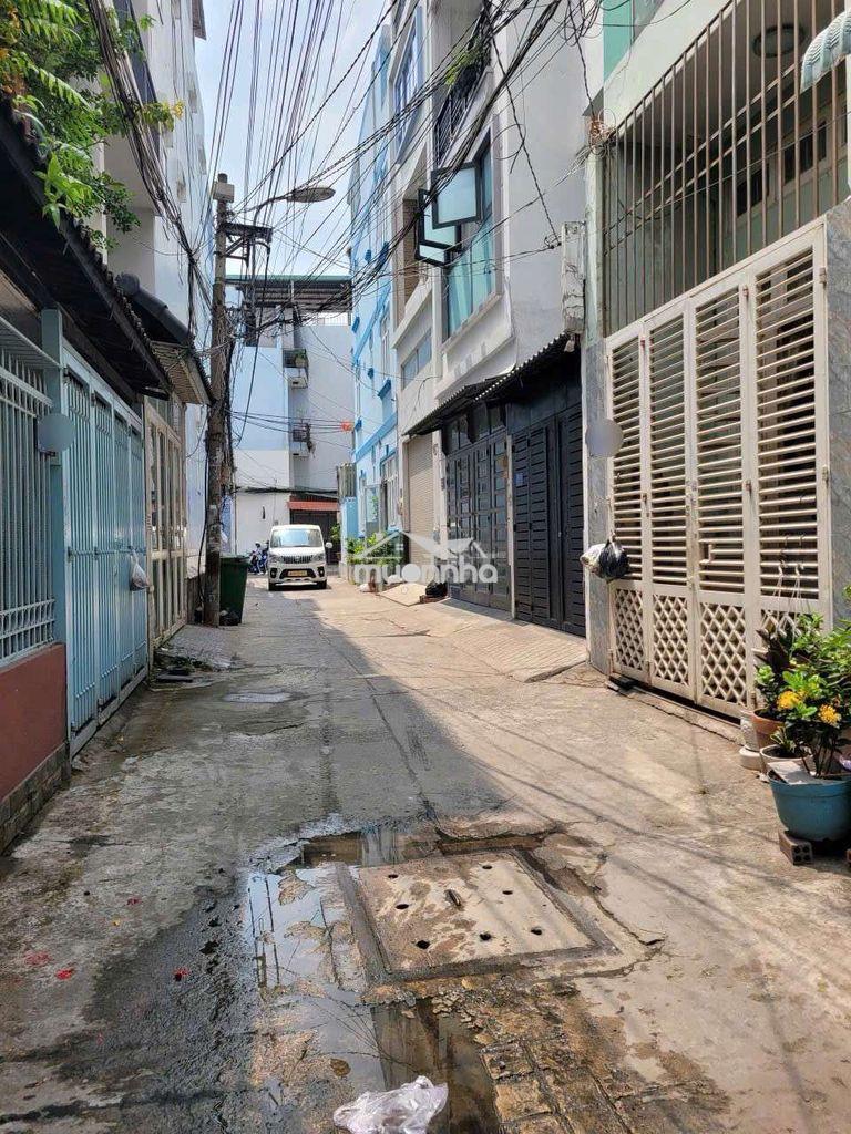 Hẻm xe hơi dương quảng hàm 44m2  4m x 11m 2 tầng sát bình thạnh 6,5 tỷ
