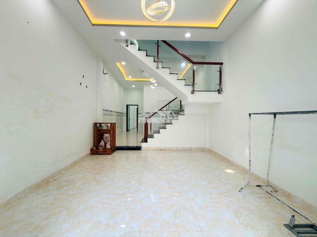 4,5m ❌ 18m, 4 phòng ngủ, nhà 2 tầng, gò vấp, hẻm nhựa thông, chỉ 5.x t - 2