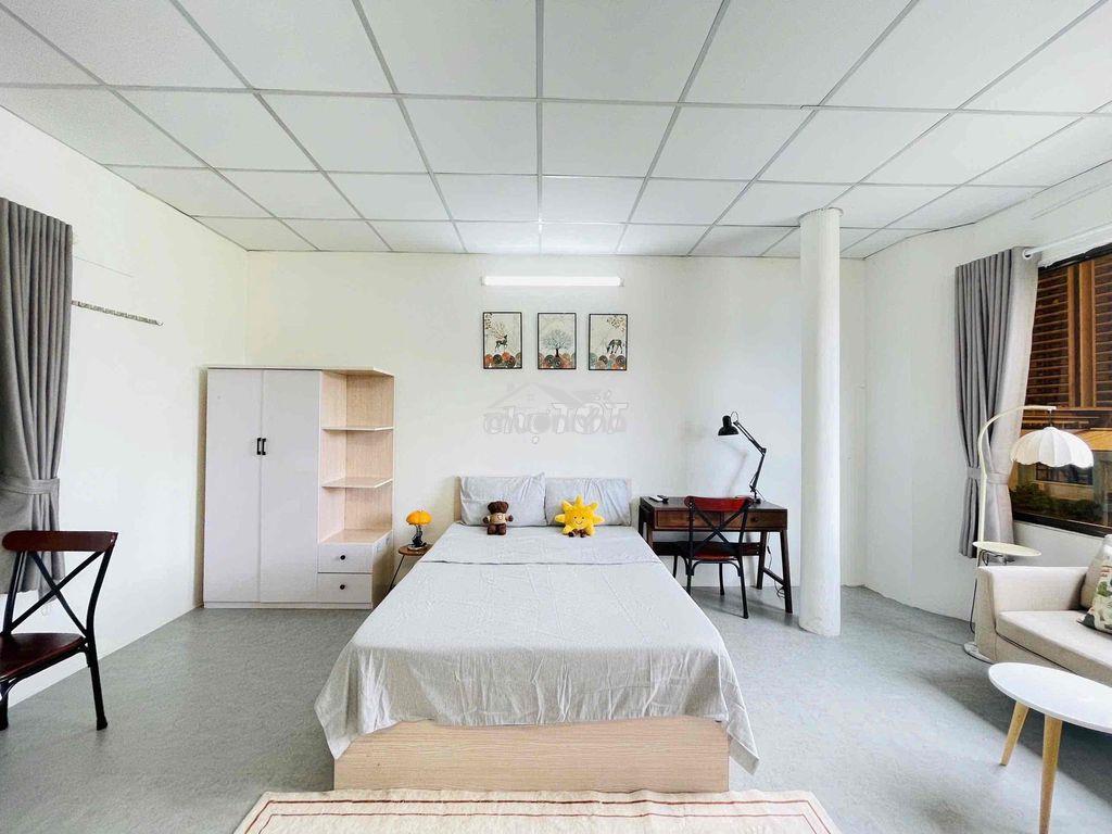 Cho thuê căn hộ full nội thất, balcon cửa sổ thoáng mát quận 10 - 2