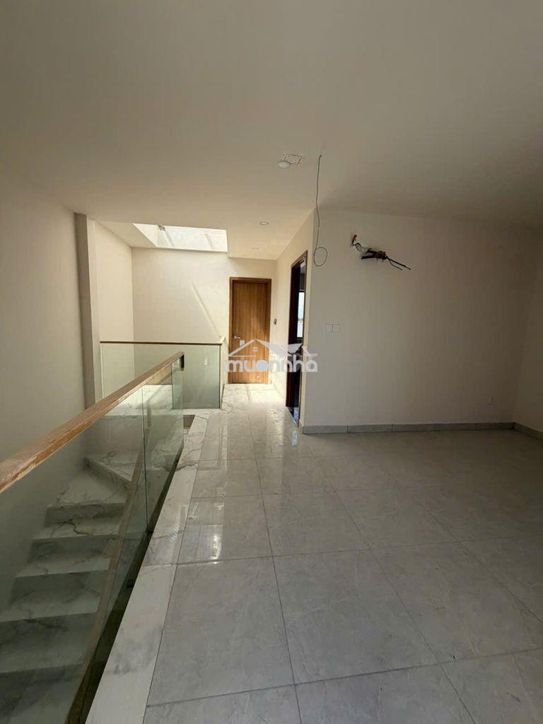 (9611) k home new city. vị trí vip: 25 triệu /tháng