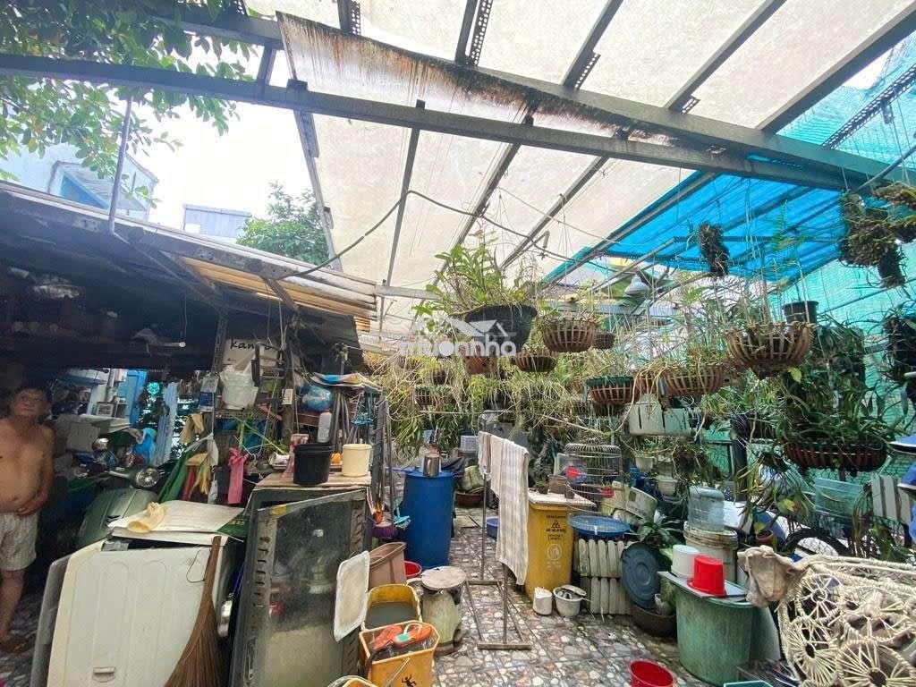 Bán nhà sân vưon 142m2 ngang 11,5m chỉ 1 sẹc hẻm 3 gác 1172 htp - 4