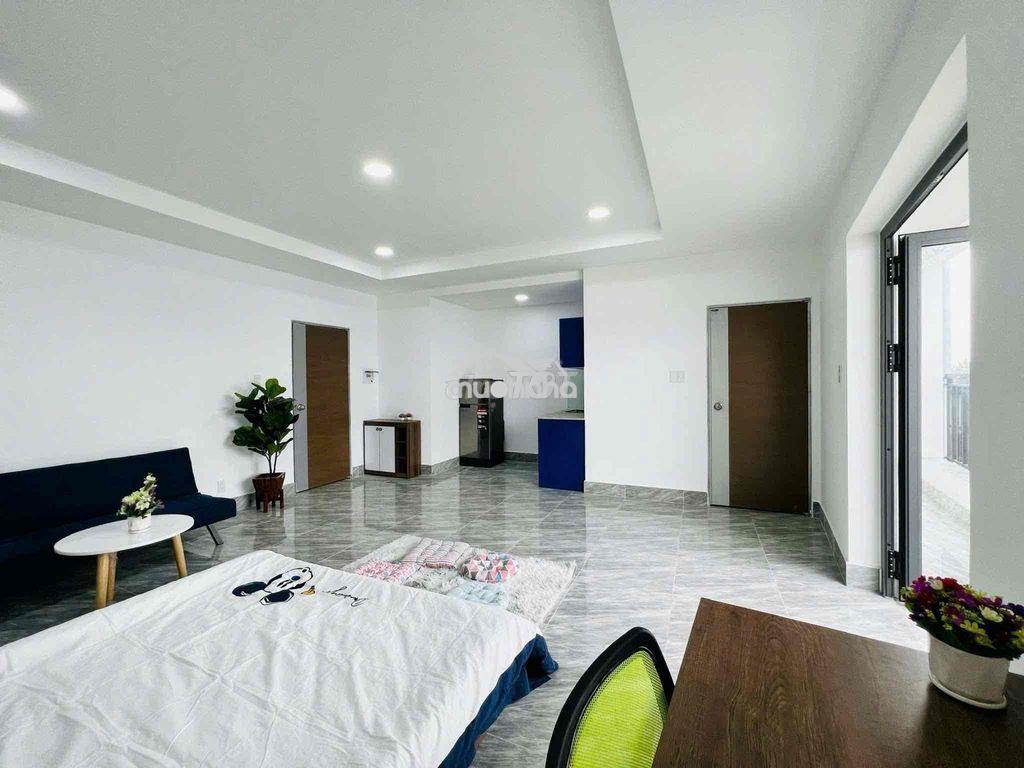 Căn hộ bancol siêu thoáng an ninh ngay khuông việt - lạc long quân - 3