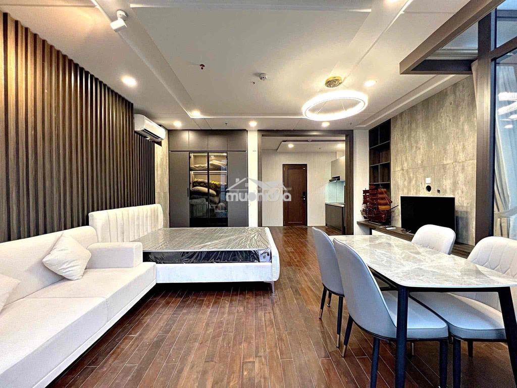 Cho thuê căn hộ ban công siêu rộng 40m2 - ngay chợ bến thành quận 1 - 2