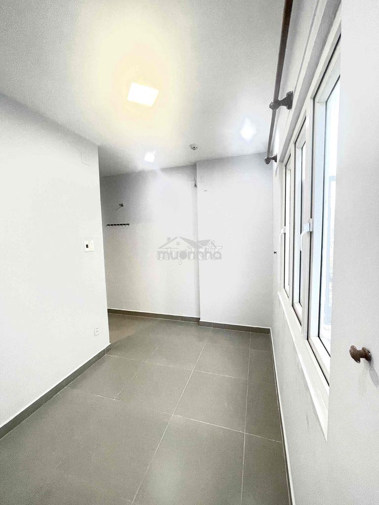 Bình thạnh (hàng xanh). bếp riêng bên ngoài. - 2