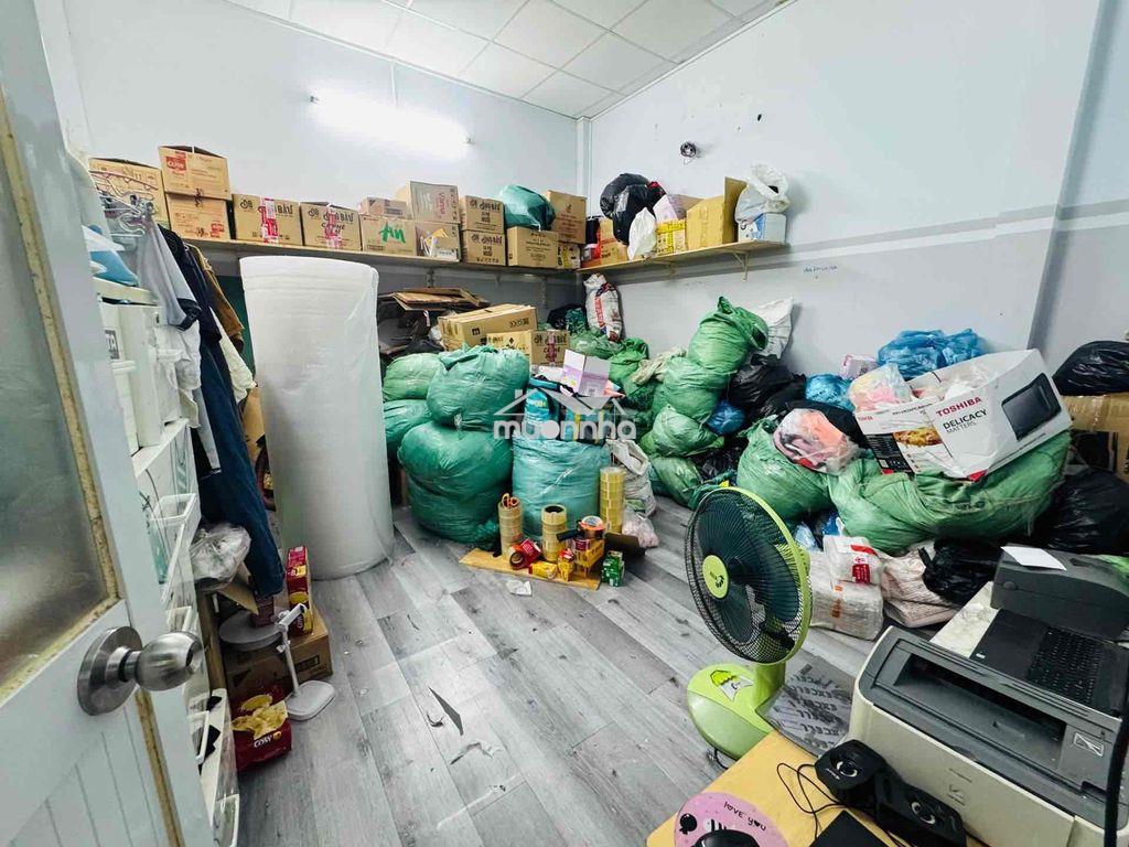 Nhà 2 tầng ngay bình trị đông- 35m2- hẻm xe hơi thông- khu dân trí cao - 4