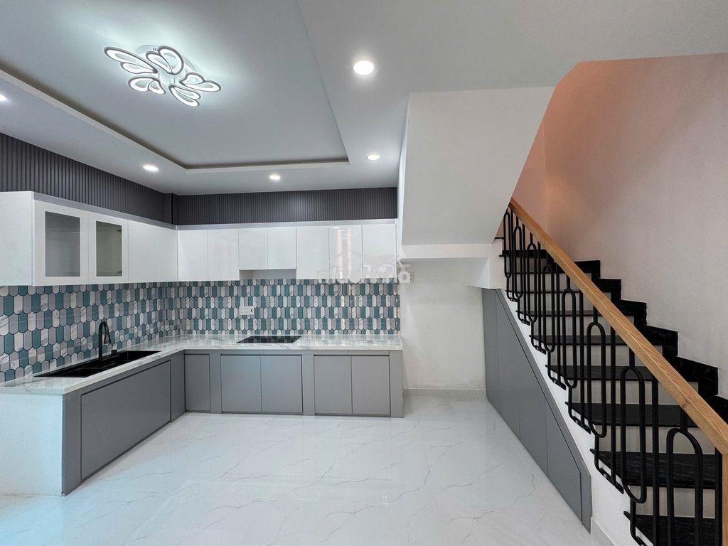 Nhà 1 trệt 1 lầu 100m2 mới 99% hẻm vf3- 3 pn full nội thất cao cấp - 2
