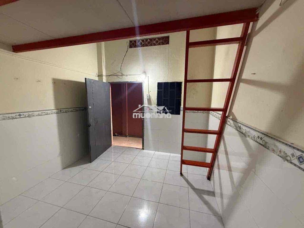 Cho thuê p trọ tx 33 q12 dt 16m có gác giá 1tr8/th - 3