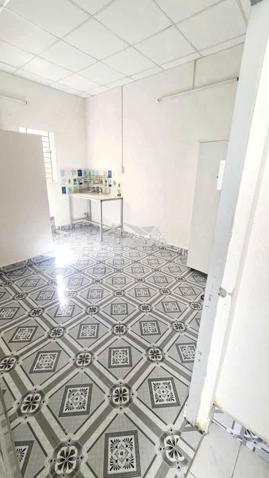 Phòng cho thuê full nội thất giá rẻ cửa sổ trời bancol chung thoáng