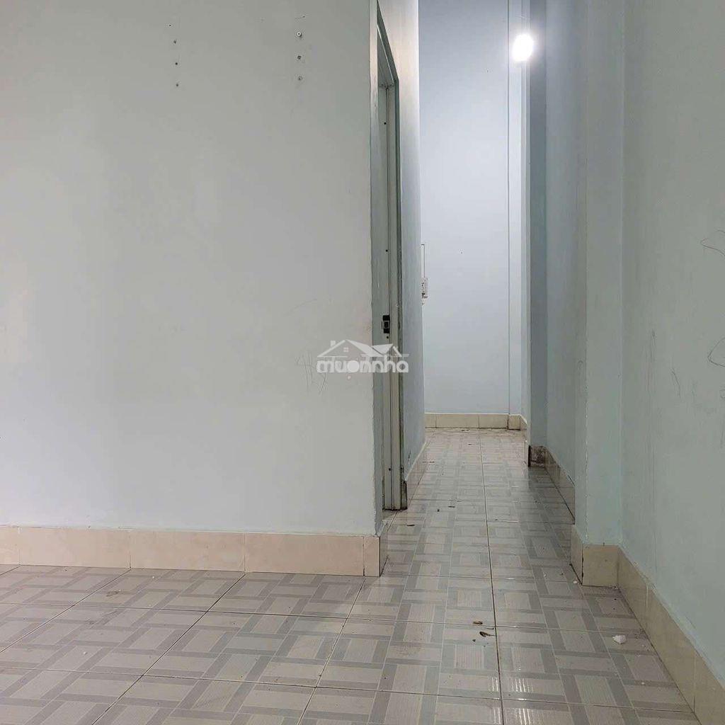 Nhỉnh 2 tỷ nhà shr 1 xẹt dt5 sát lê văn khương & nguyễn hữu tiến - 3
