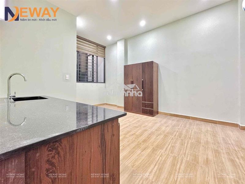 Phòng trọ cao cấp, cửa sổ thoáng, ban công ngay nhà ga t3,