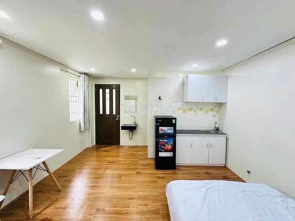 Studio cửa sổ thang máy ngay lê thị riêng khu bắc hải quận 10 - 2