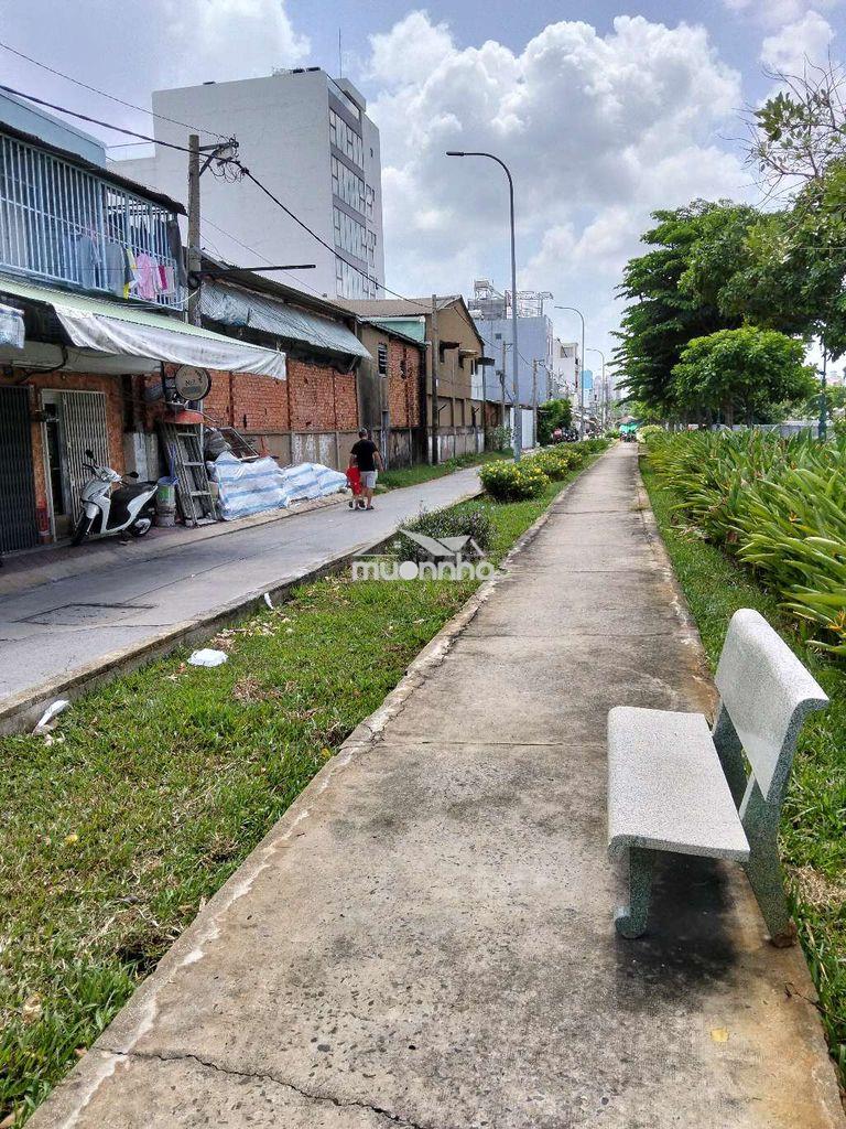 Nhà đẹp vê sông đường tùng thiện vương quận 8 - dt 40m2 - giá 5.5.tỷ - 2