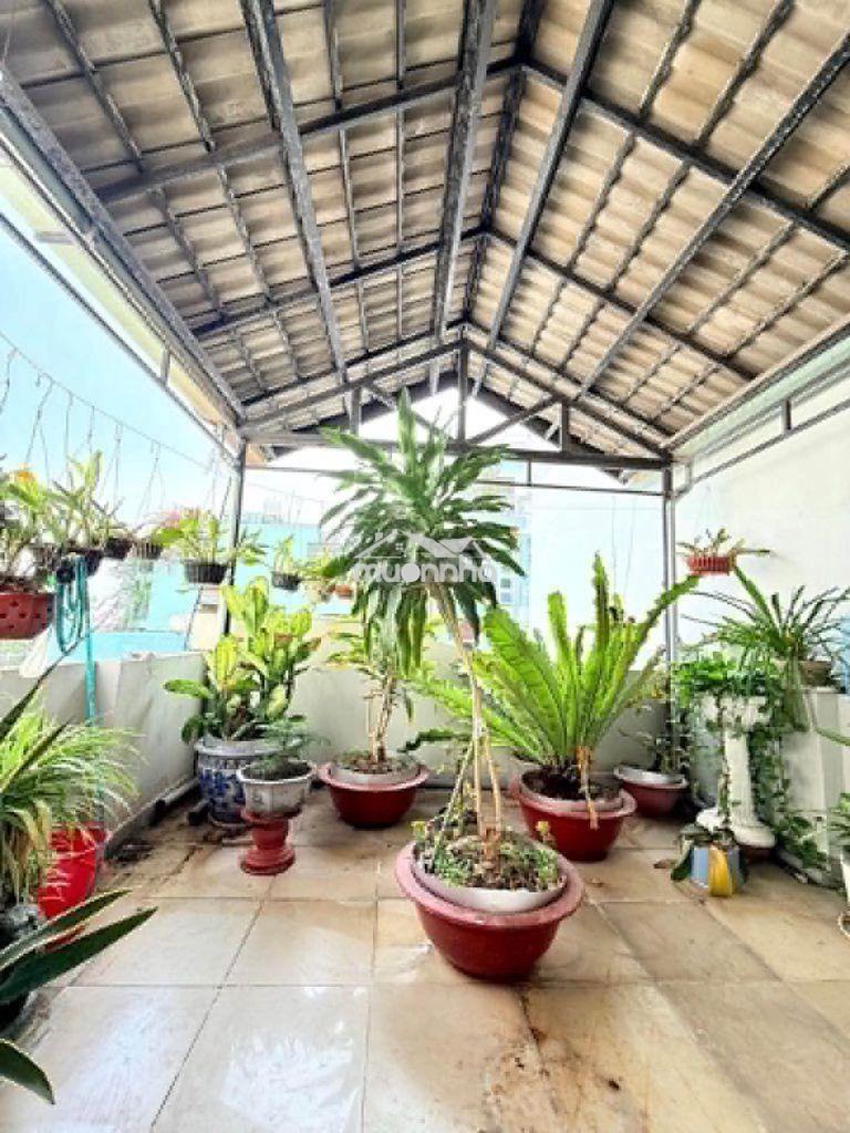 Hẻm 6m thông gò dầu- tân phú- sát mặt tiền-dt 108m2- ngang 4.5- 4 tầng - 4