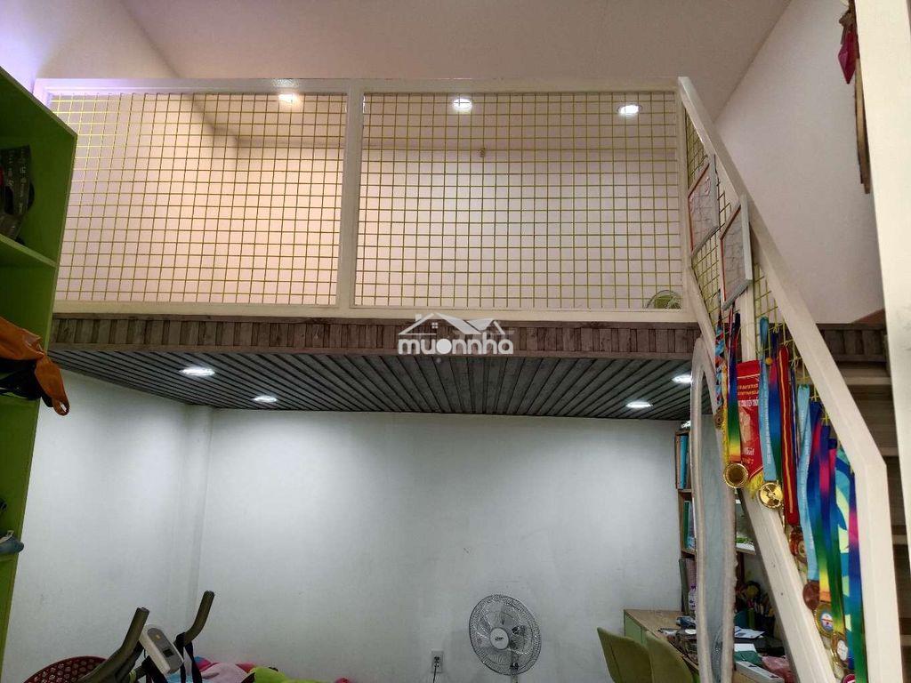 Phòng cho thuê có thêm gác lửng - 4