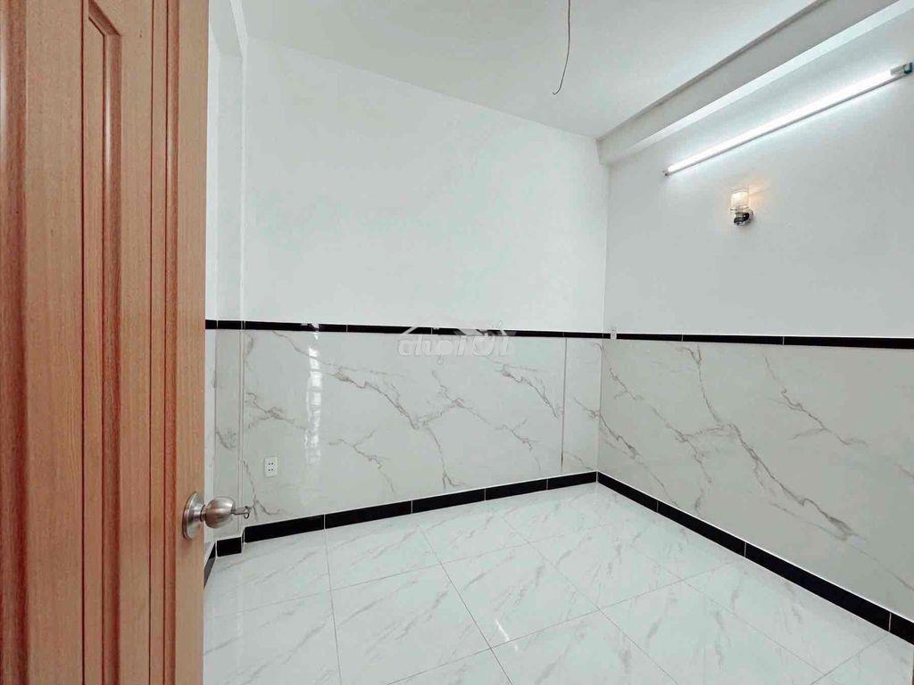 Nhà hxh phú nhuận 5pn sạch sẽ - dt 40m2 - có sân xe - 4